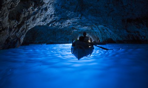 青の洞窟　カプリ島