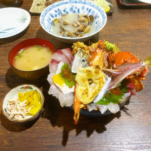 大分県佐伯市 塩湯 海鮮丼