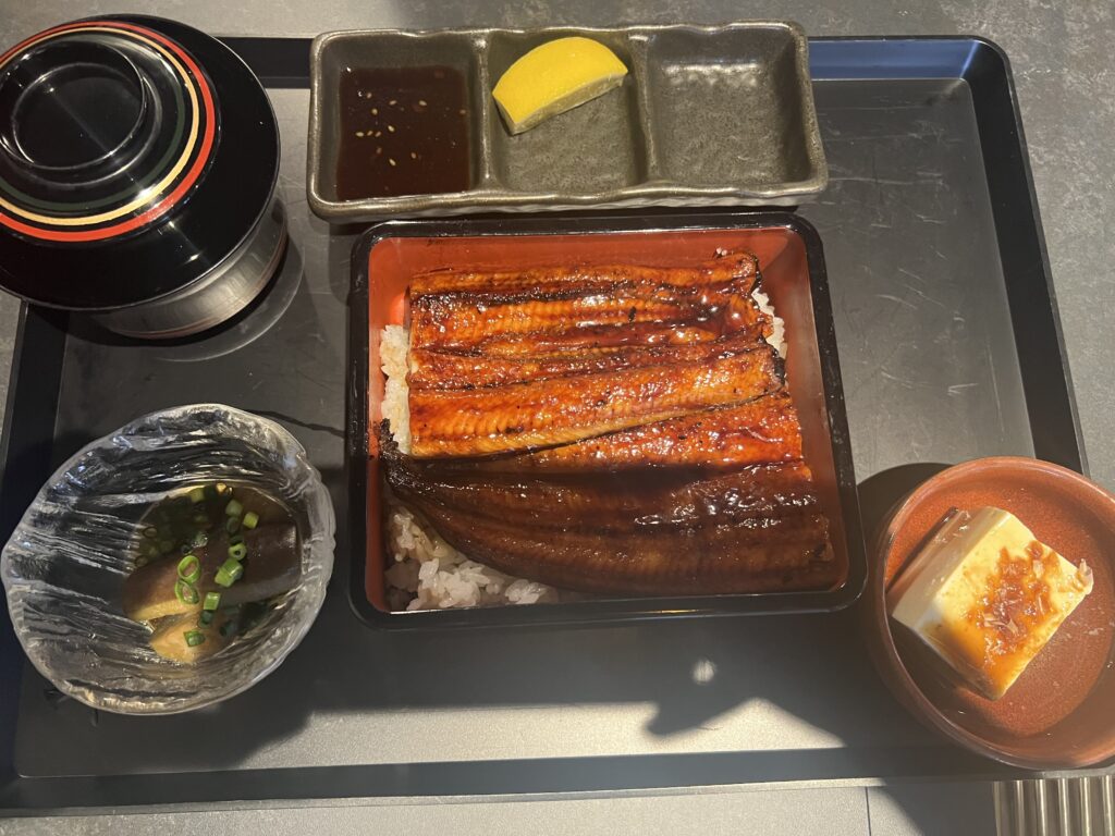 湯布院食べ歩き 宿泊AMBER YUFUIN NYOZE